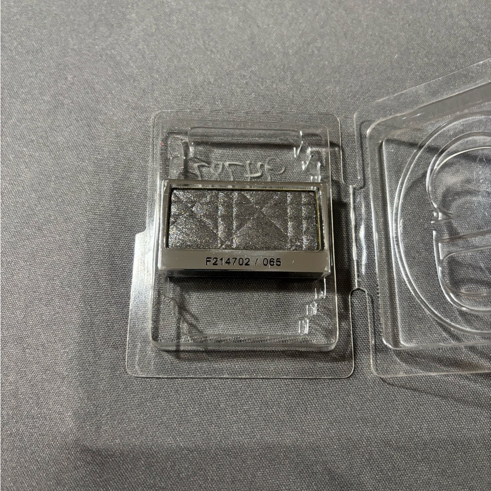 Christian Dior single eyeshadow silver dust shadow discontinued eye makeup